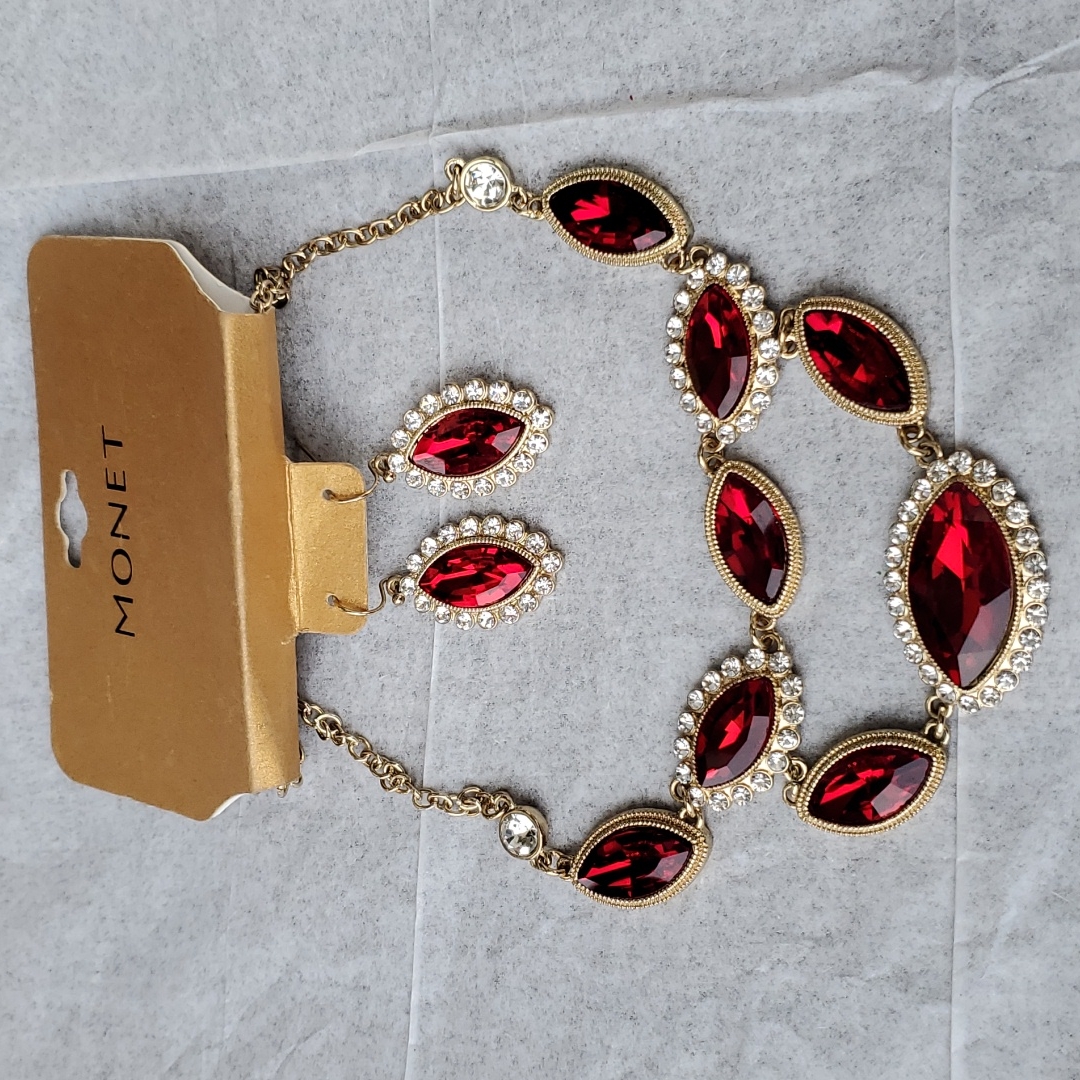 Monet Vibrant Sparkling Red And Clear Rhinestones Necklace WMatching Earrings 13$